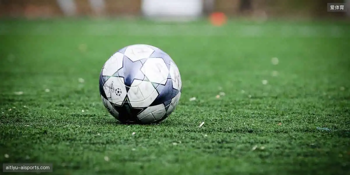 球迷专属，个性之选！🎁⚽️